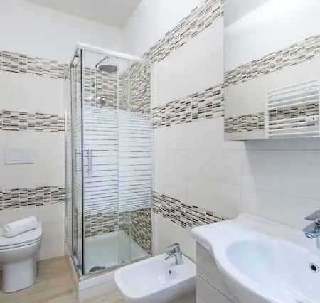 Podgora 2 מסטרה